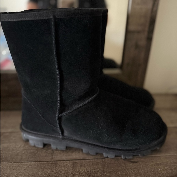 UGG Shoes - Ugg boots